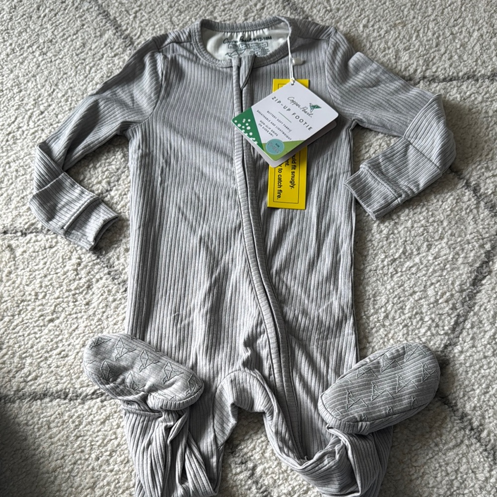 Copper Pearl Zip-Up Footie 12/18M NWT